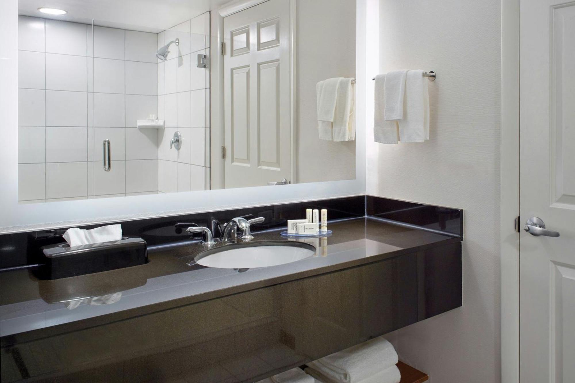 Fairfield By Marriott & Outlets 3* Asheville